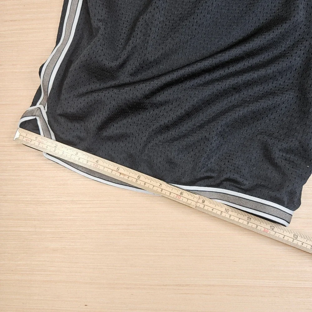 Nike Mesh Basketball Shorts Men L Black White Silver Trim 427068-010 Athletic